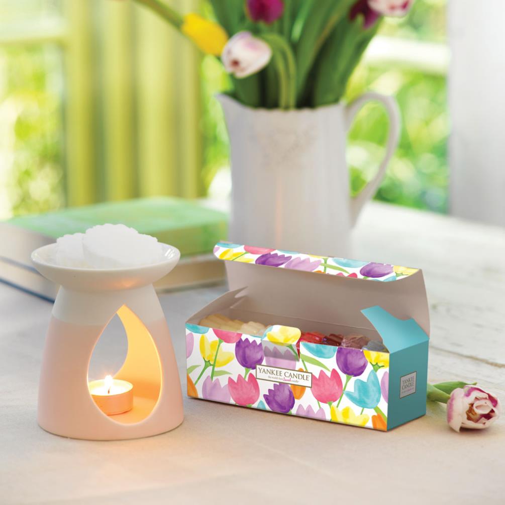 Yankee Candle Pastel Hue Pink Wax Melt Warmer Extra Image 1
